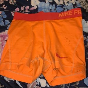 Nike size small spandex